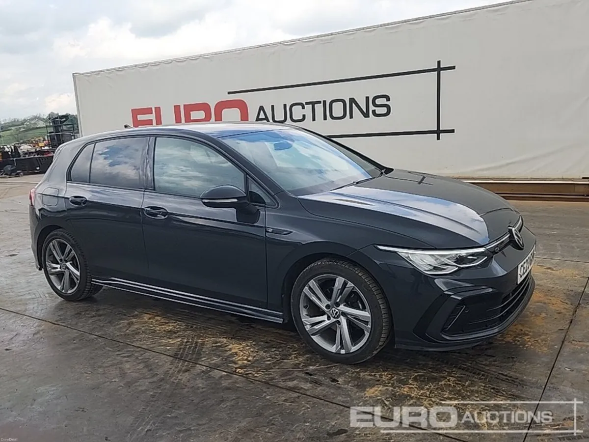 2023 Volkswagen Golf - Image 4