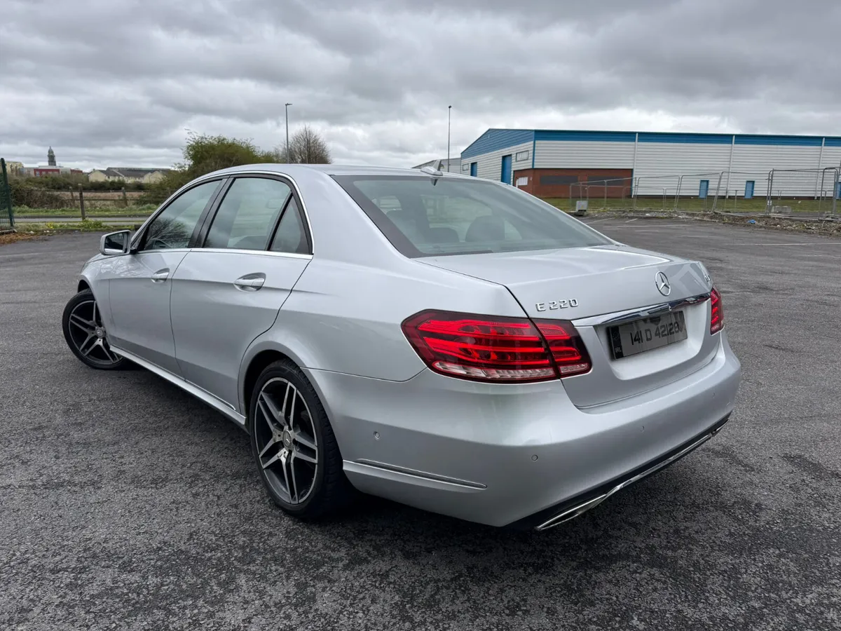2014 Mercedes-Benz E-Class E220 CDI Elegance Sport - Image 4