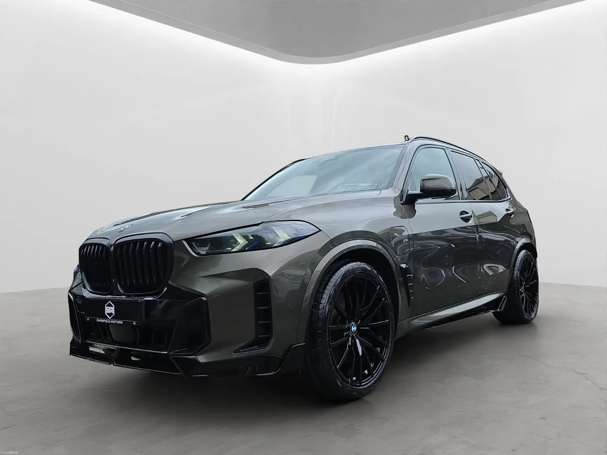 2024 BMW X5 50E M-SPORT PRO . - Image 3