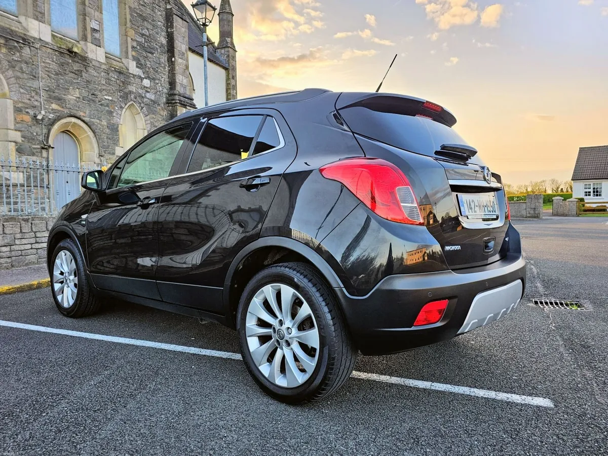 142 Mokka  Top spec,  Automatic - Image 4