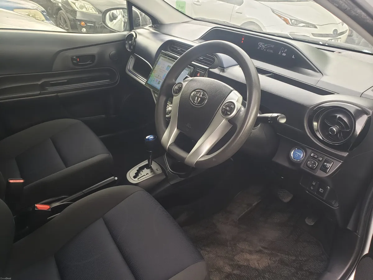 Toyota Aqua 2016 - Image 3