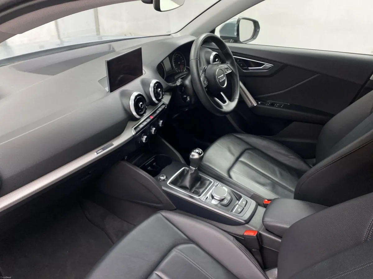Audi Q2 30 TDI 116HP SE - Image 2
