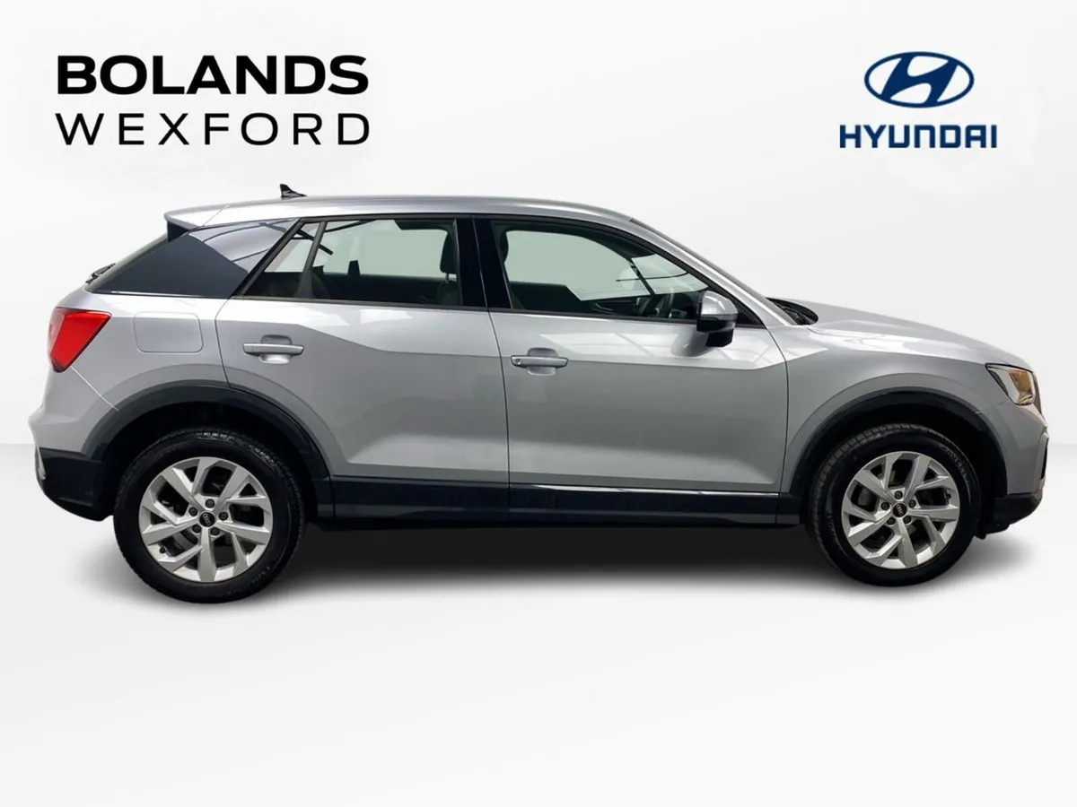 Audi Q2 30 TDI 116HP SE - Image 4