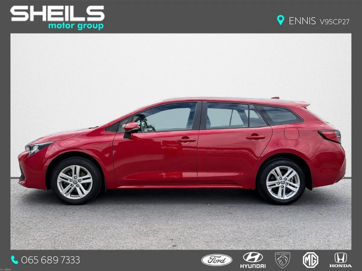 Toyota Corolla Automatic 1.8 Hybrid Luna Estate - Image 6