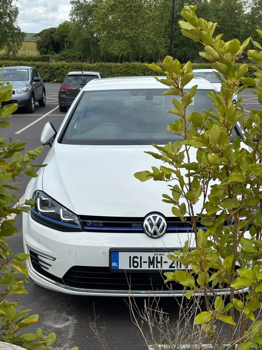 Golf GTE DSG Automatic PHEV - Image 1