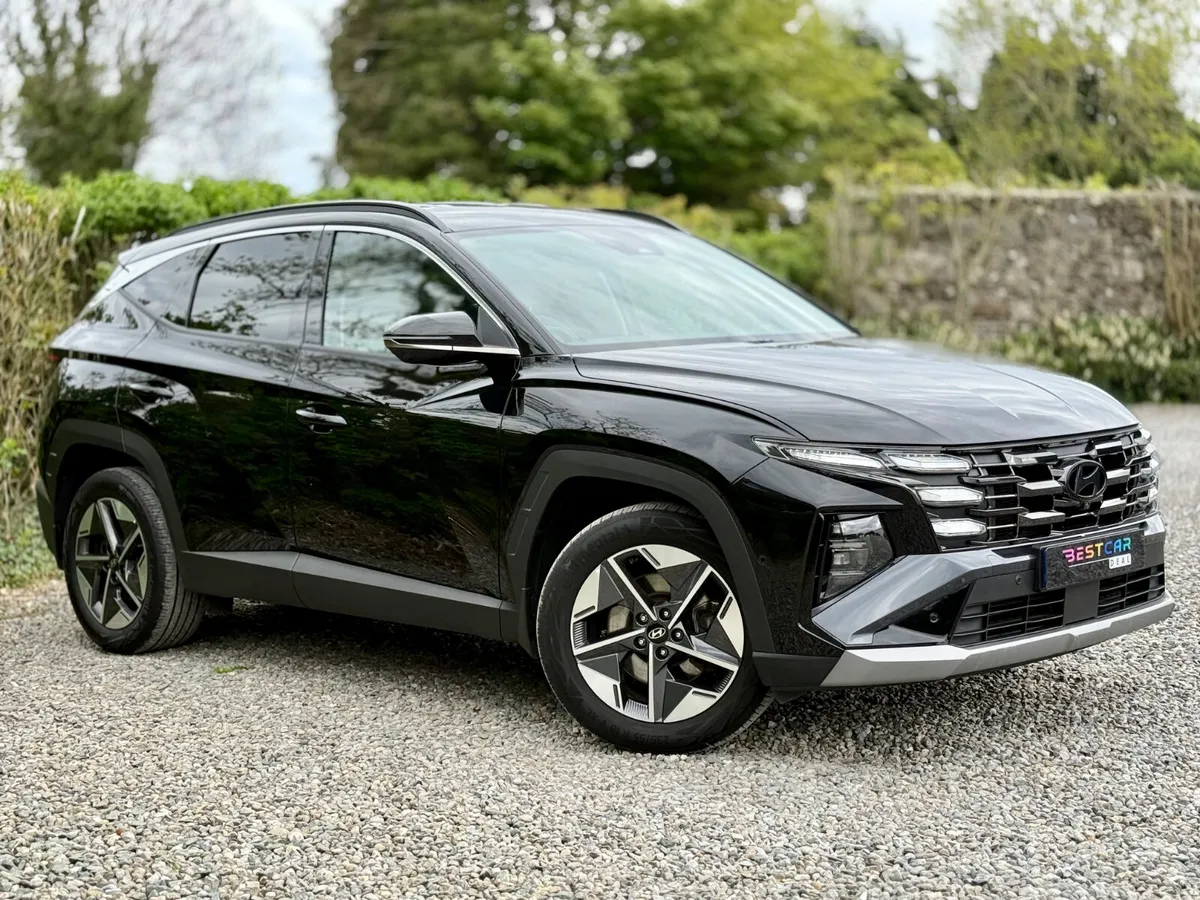 2025 Hyundai Tucson Executive Plus 1.6 Diesel - Image 2