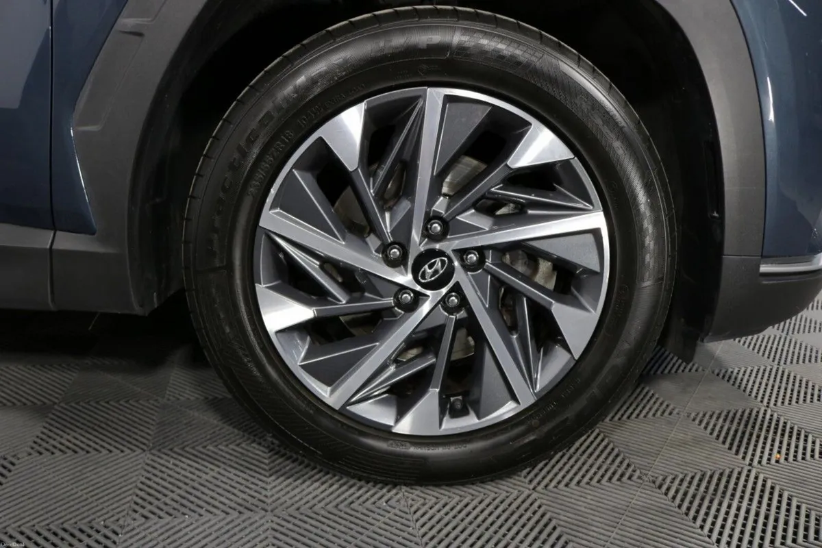 Hyundai Tucson EXECUTIVE 1.6L DIESEL SUV - Image 4