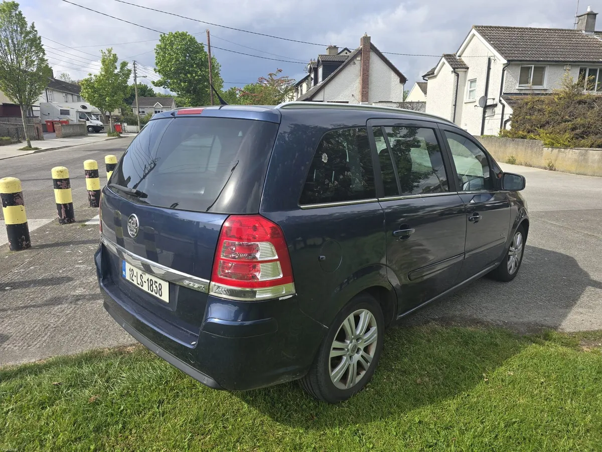 2012 Zafira 7 seater - Image 3