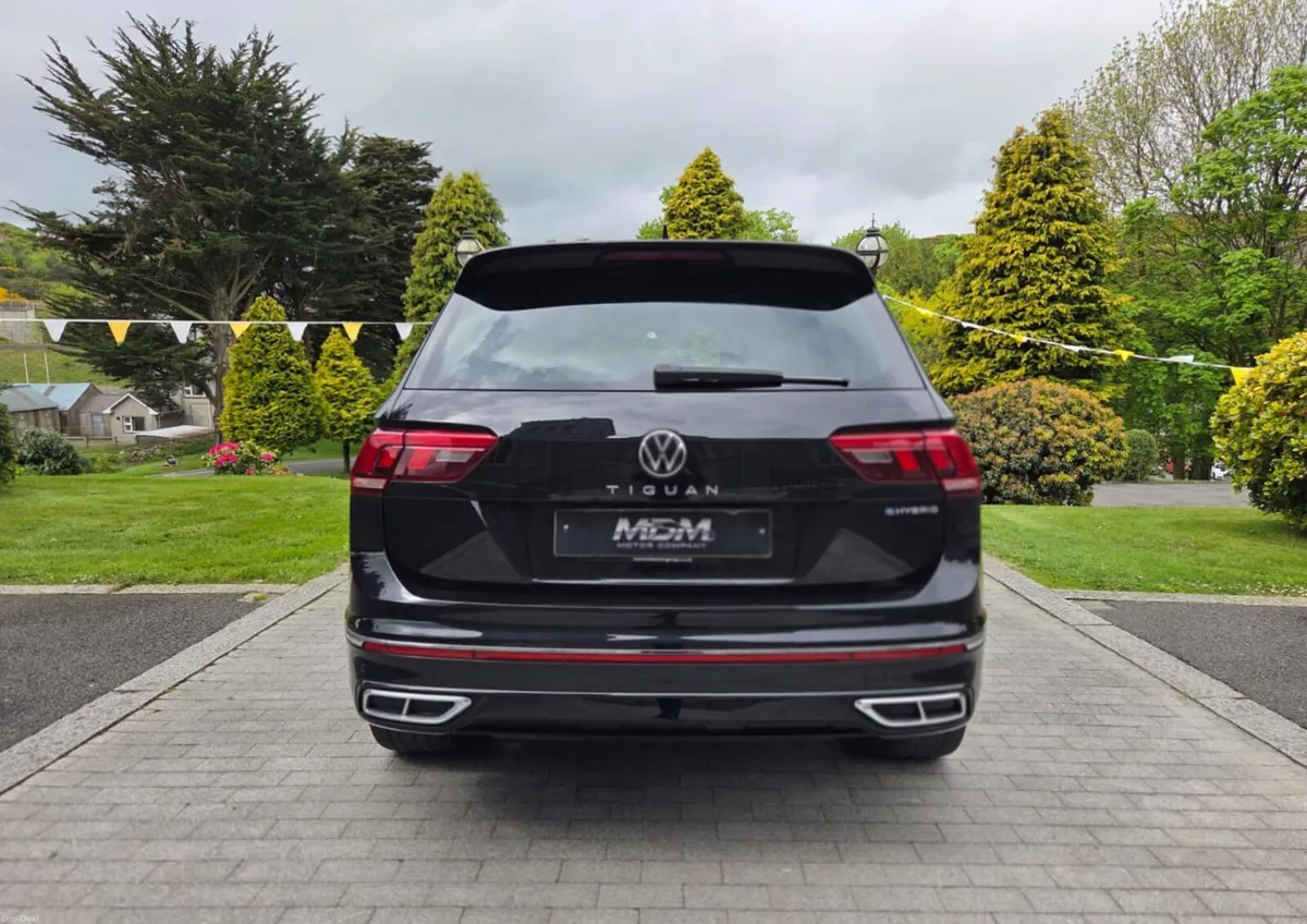 2023 Volkswagen Tiguan R-Line 1.4 TSI eHybrid Auto - Image 5