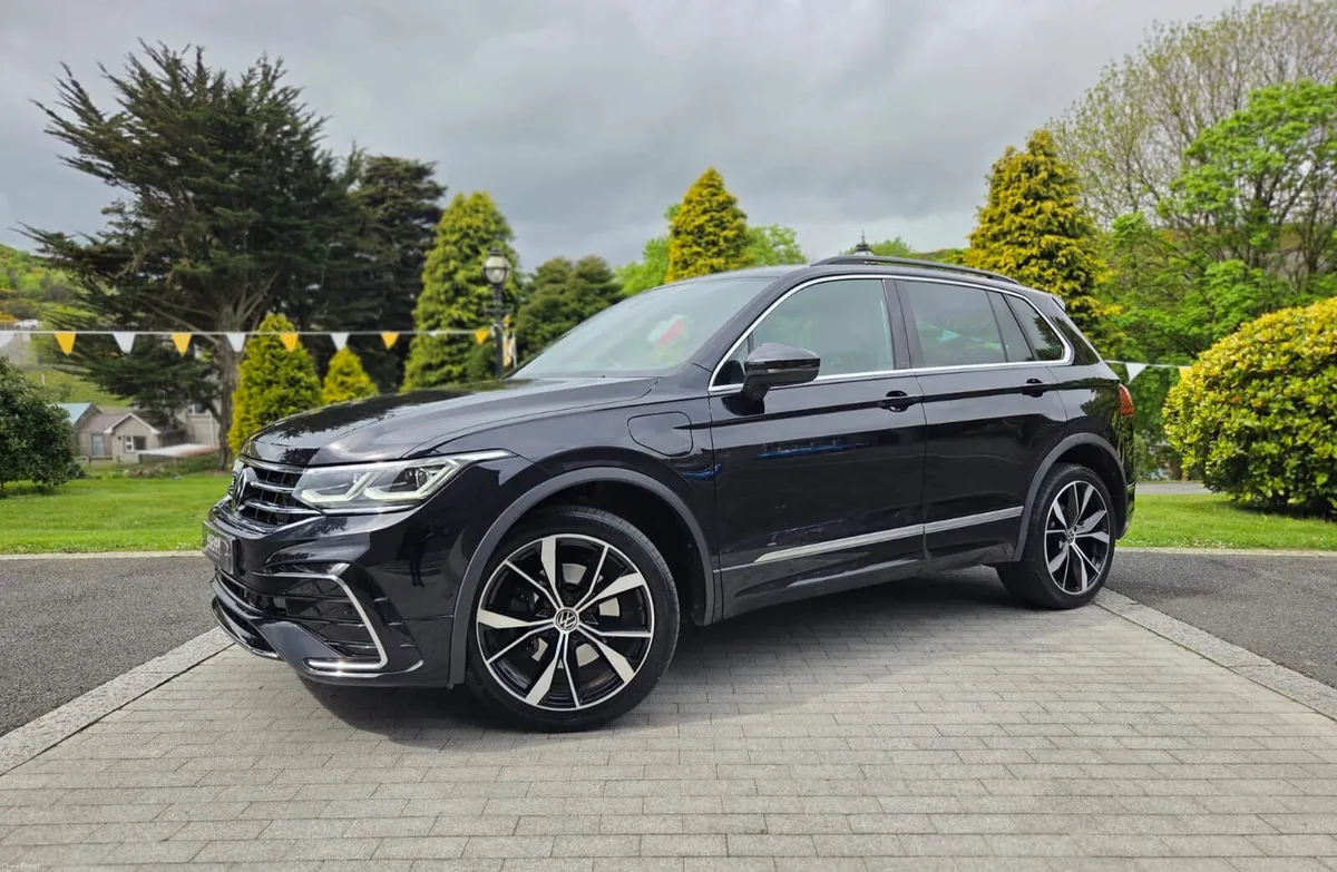 2023 Volkswagen Tiguan R-Line 1.4 TSI eHybrid Auto - Image 1