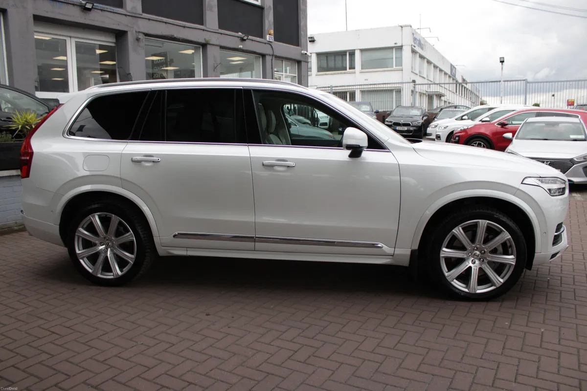 2017 VOLVO XC90 T8 5DR 7 SEATER PAN ROOF AUTO - Image 3