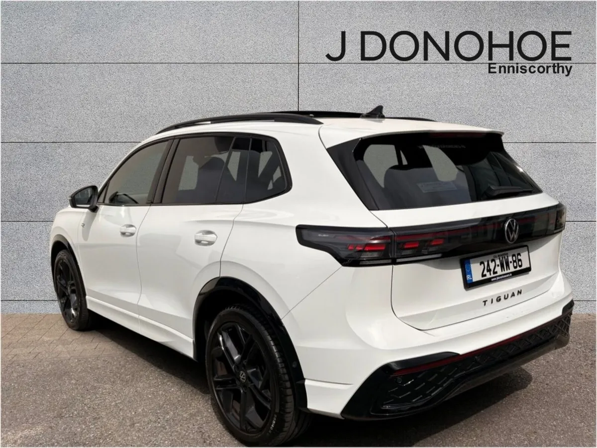 Volkswagen Tiguan 2.0 TDI 150HP R-Line Sun-roof - Image 2