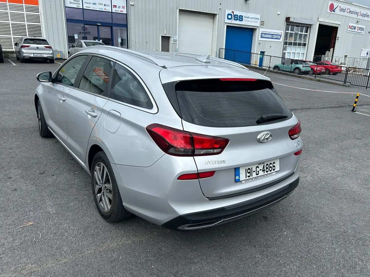 Hyundai i30 2019 NCT05/27 - Image 2