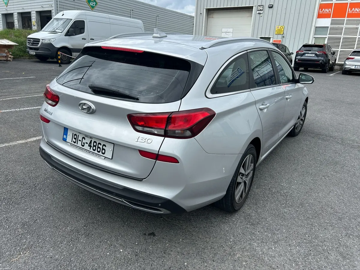 Hyundai i30 2019 NCT05/27 - Image 3