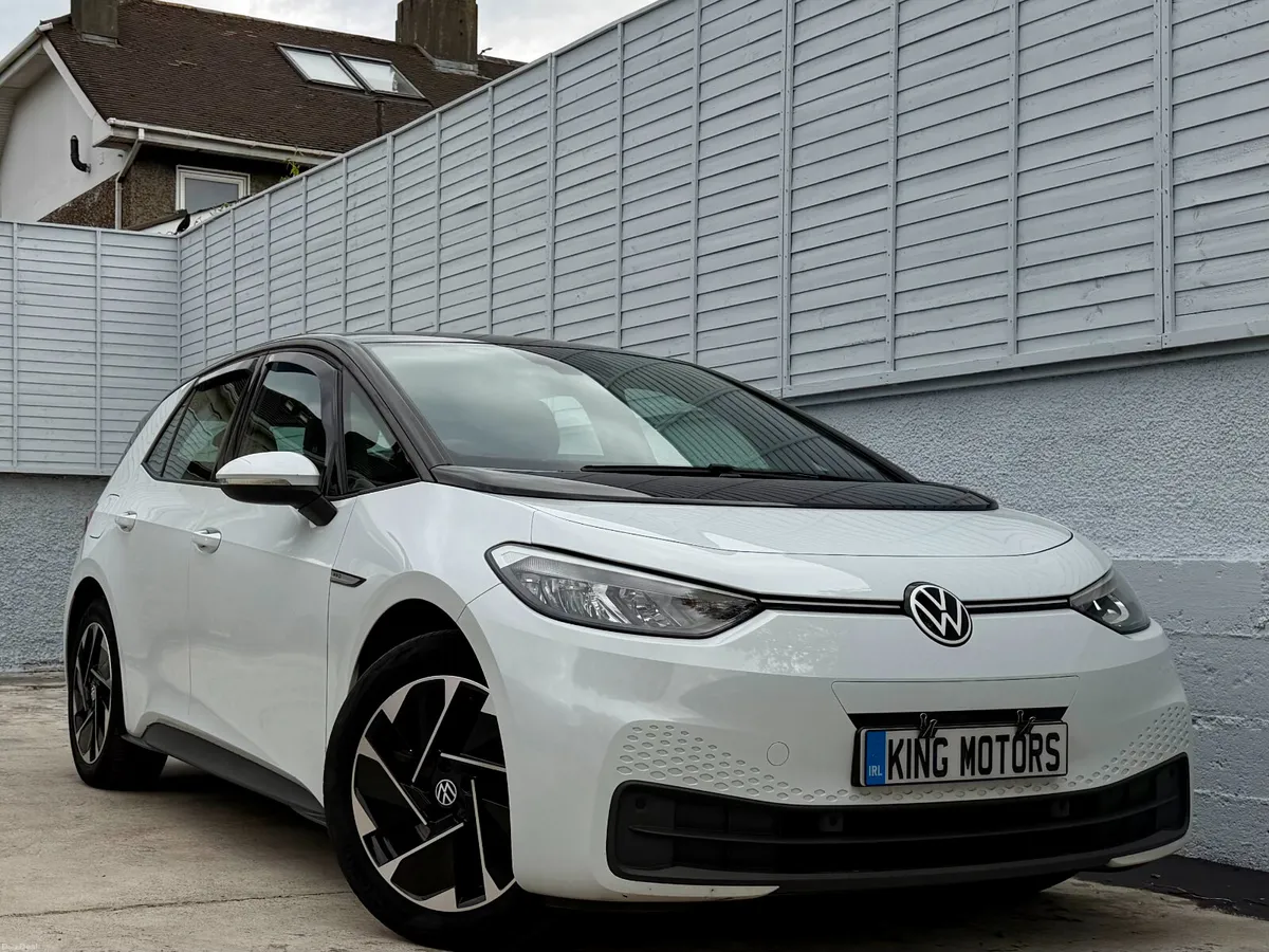 Volkswagen ID.3 2022 LIFE PRO PERFORMANCE / ALLOYS - Image 1