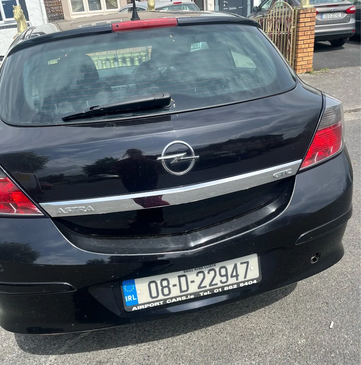 Car - Image 4