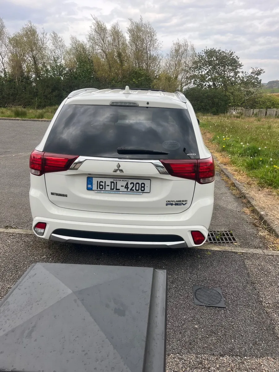 Mitsubishi Outlander 2016 - Image 3