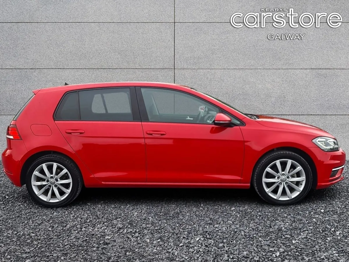 Volkswagen Golf Tsi Comfort Line Tech Edition - Image 2