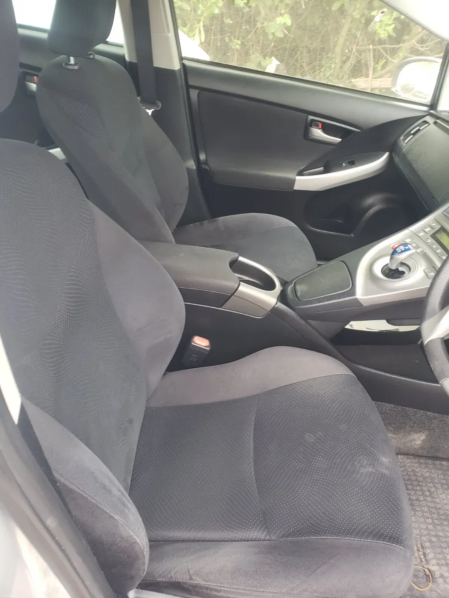 Toyota Prius 2014 - Image 4