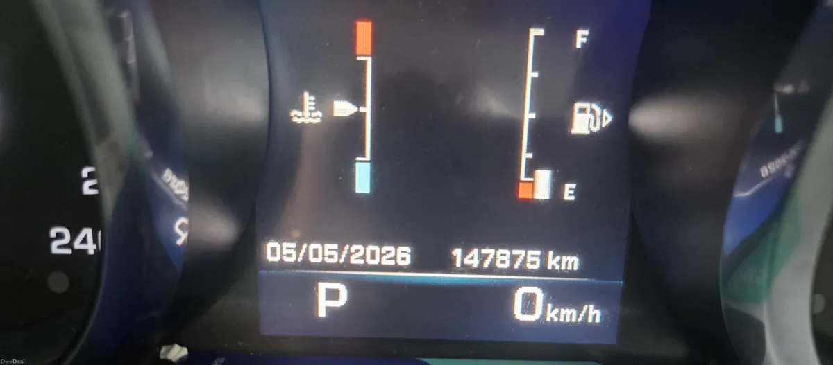 LAND ROVER DISCOVERY SPORT 2.0 TD4  7 SEAT - Image 4