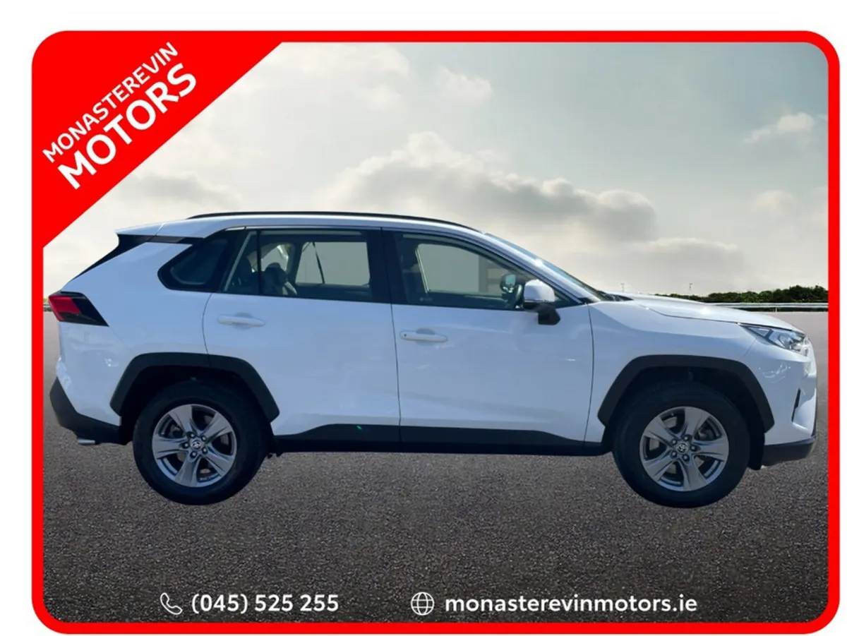 Toyota RAV4 RAV4 HYBRID LUNA 4DR AUTO - Image 3
