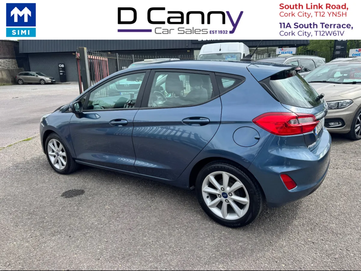 Ford Fiesta ZETEC 1.1 85PS M5 5DR 4 4DR - Image 6