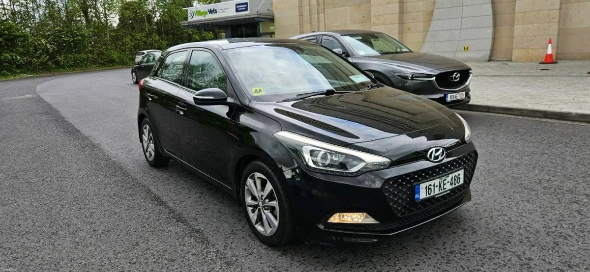 HYUNDAI I20 LOW MILEAGE - Image 1
