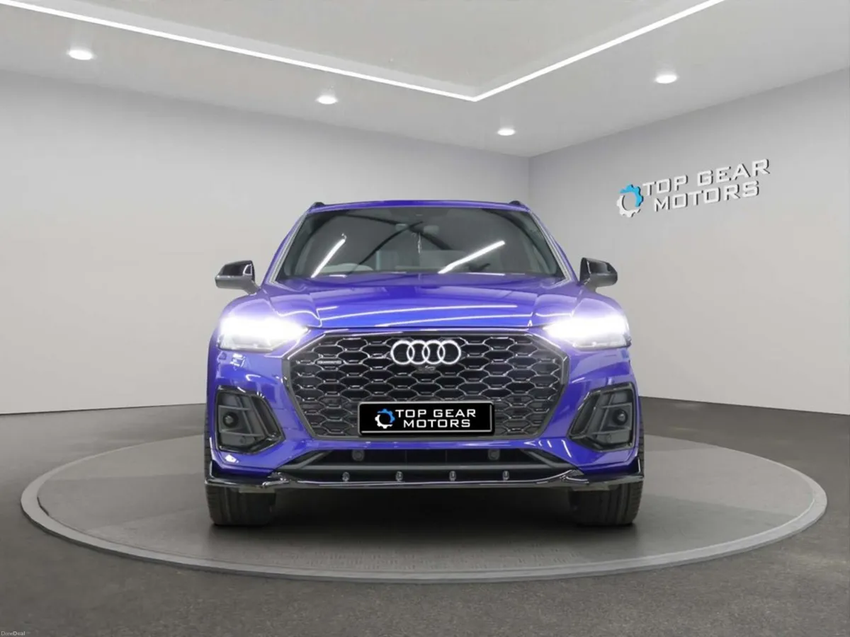 2022 Audi Q5 Sportback S Line Edition 1 40 TDI - Image 2