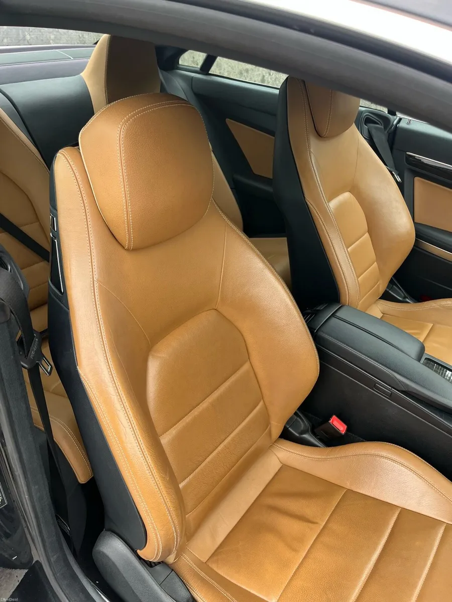 Mercedes coupe - Image 4