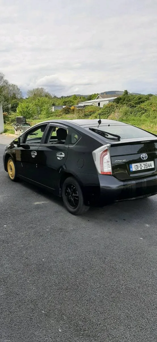 2013 TOYOTA PRIUS ZVW30 5DR AUTO - Image 3