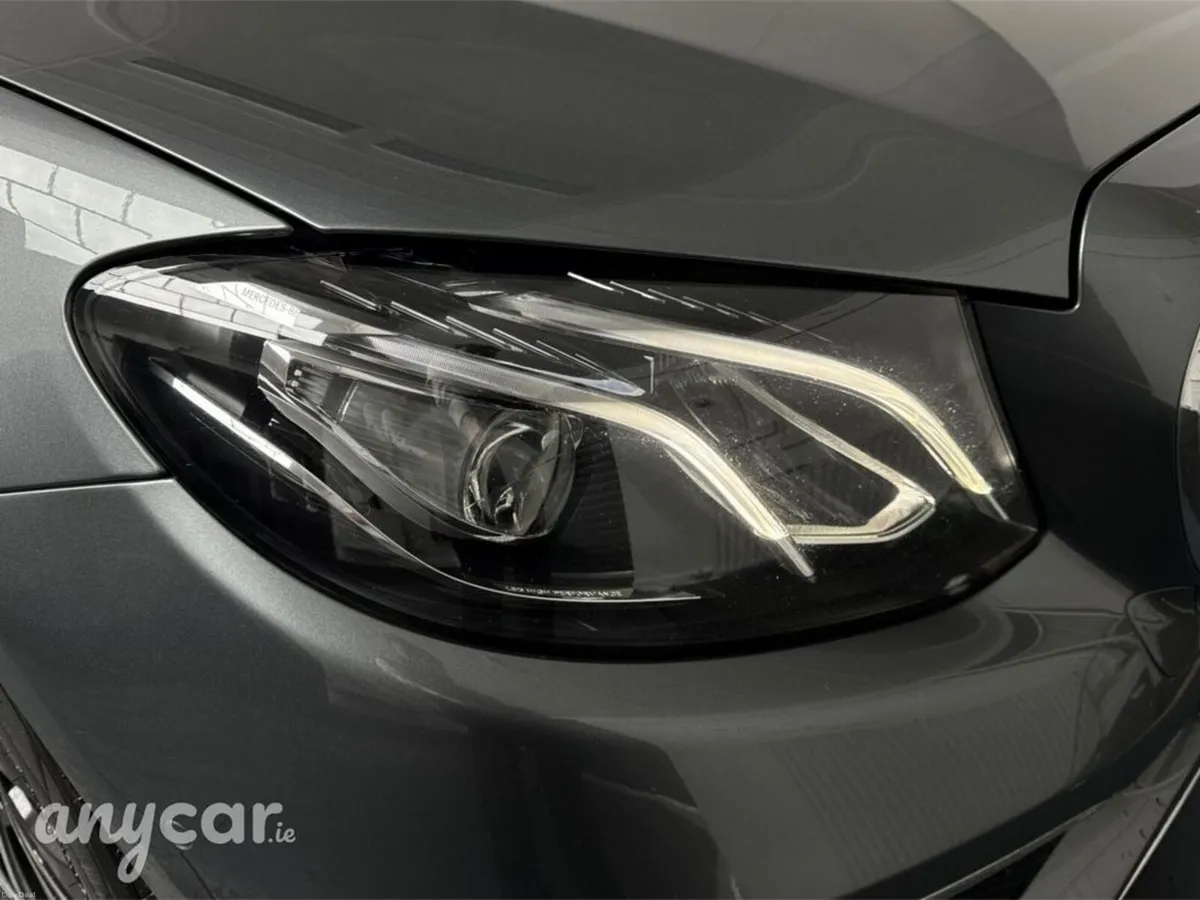 Mercedes-Benz E-Class E 220 Avantgarde - Image 4
