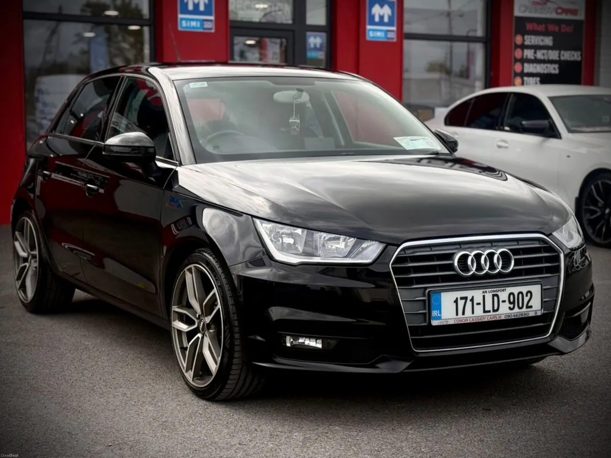 Audi A1 1.6Tdi SPORT // IDEAL STARTER CAR // FINAN - Image 3