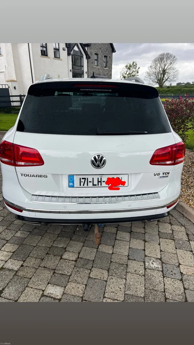 2017 Volkswagen Touareg 3.0 TDI | Panoramic Roof - Image 2