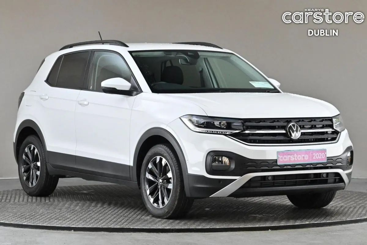 Volkswagen T-Cross 1.0TSI DSG LIFE **DIG DASH**CAR - Image 1