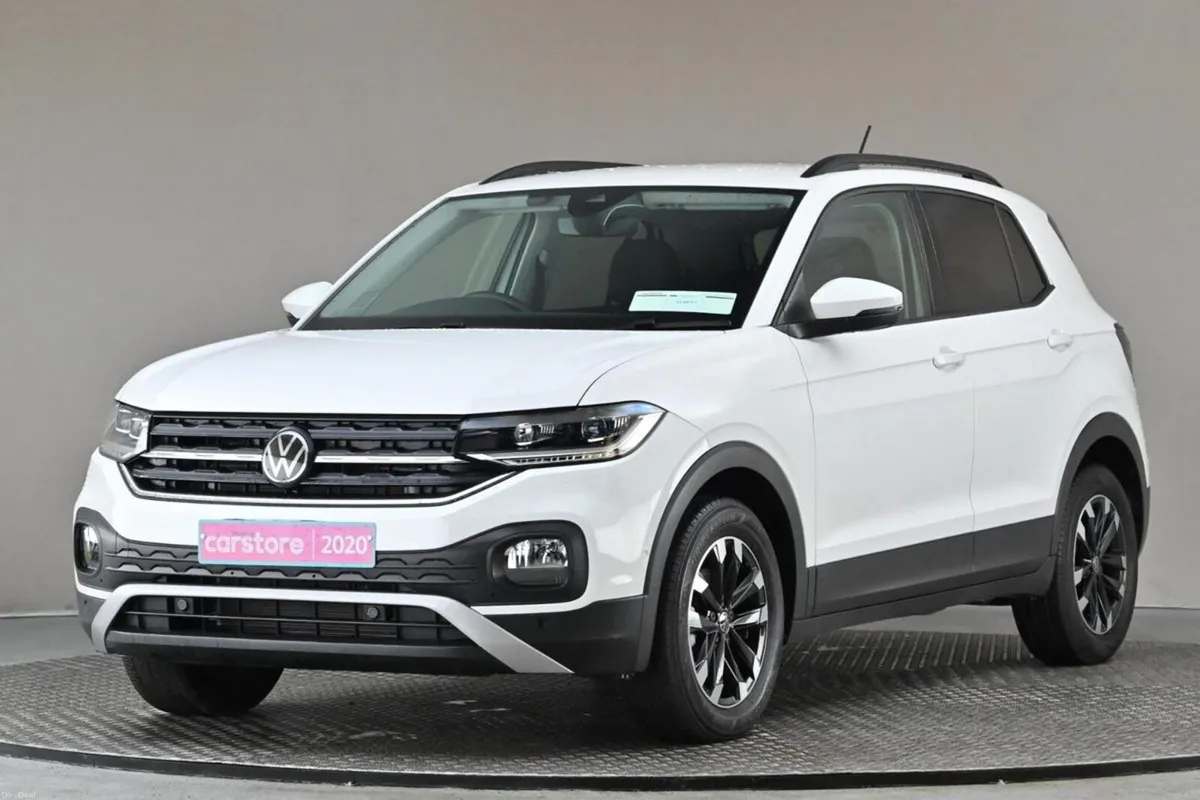 Volkswagen T-Cross 1.0TSI DSG LIFE **DIG DASH**CAR - Image 3