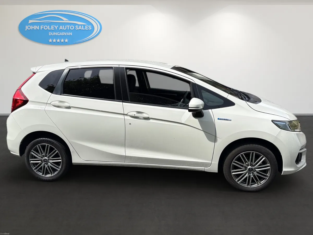 2018 -Honda -Fit -GP5 -Hybrid - Image 4