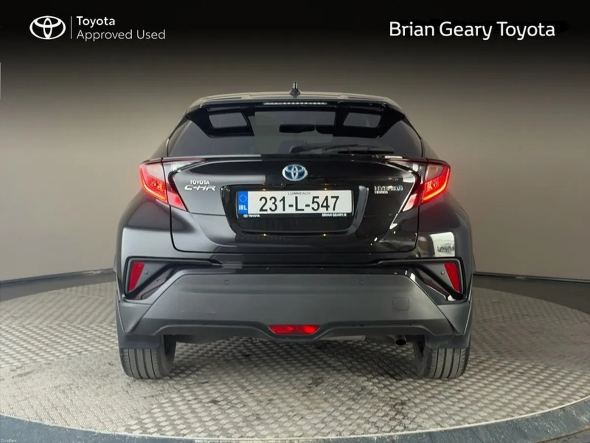 Toyota C-HR HYBRID SPORT - Image 4