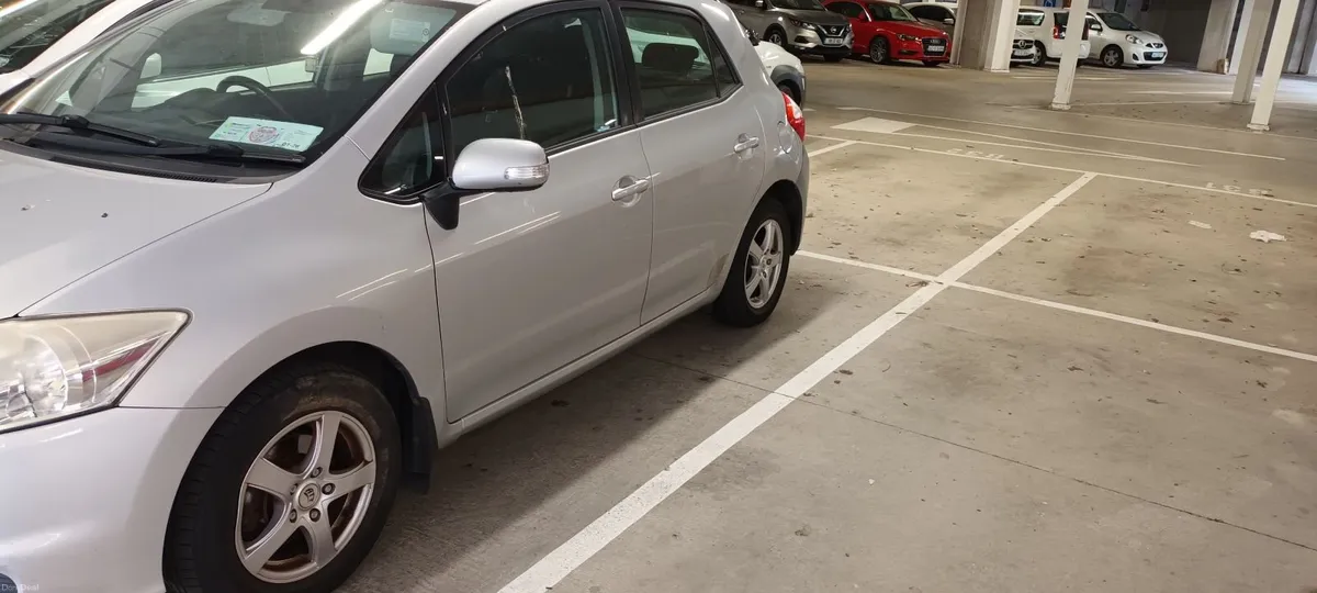 Toyota Auris 2011 Terra READ ADD - Image 2