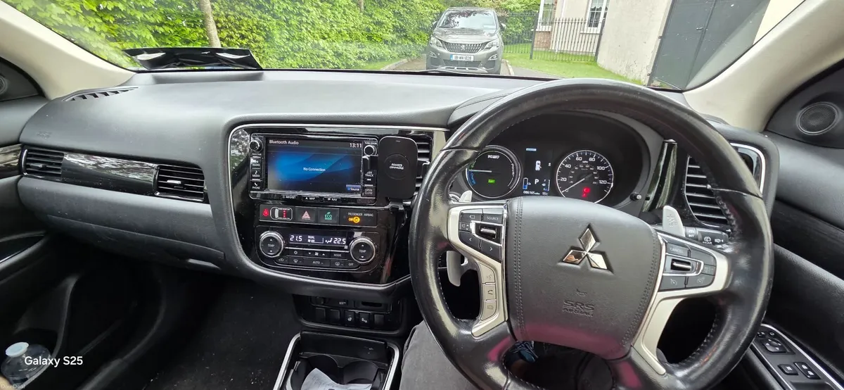 Mitsubishi Outlander 2017 - Image 2