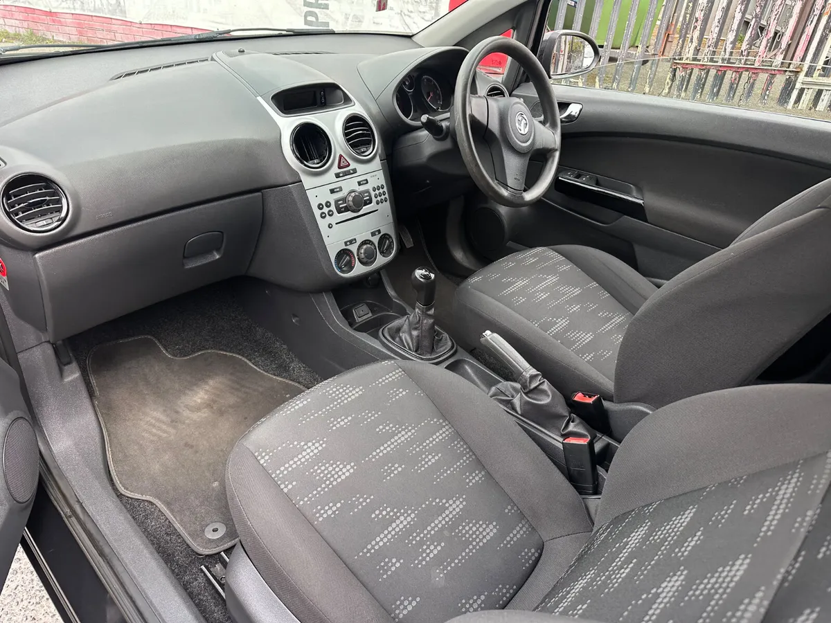 Opel/Vauxhall Corsa 1.0 Petrol NCT TAX - Image 4