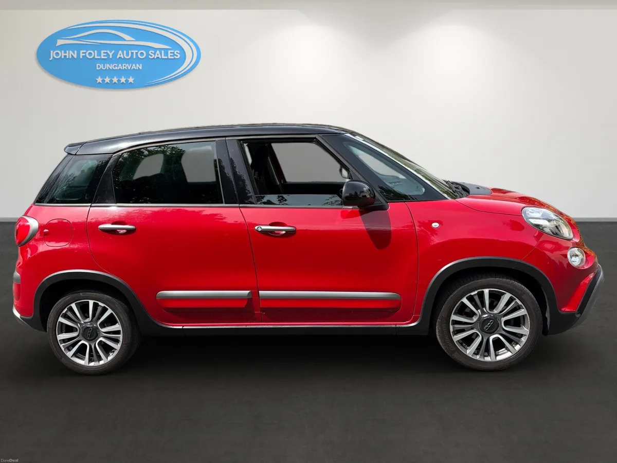 181-Fiat -500-L-Cross 1.4 Petrol - Image 4