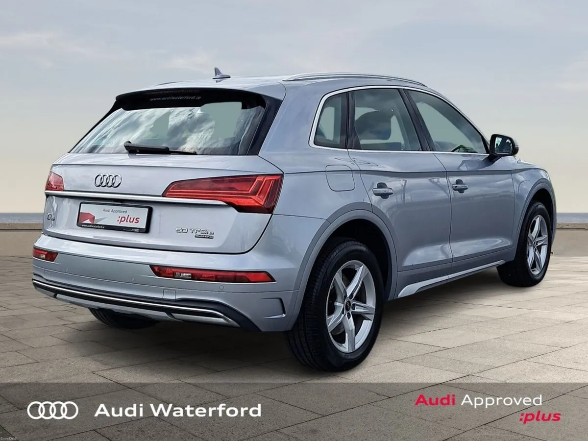 Audi Q5 50 TFSI e 299HP S tronic quattro SE from € - Image 5