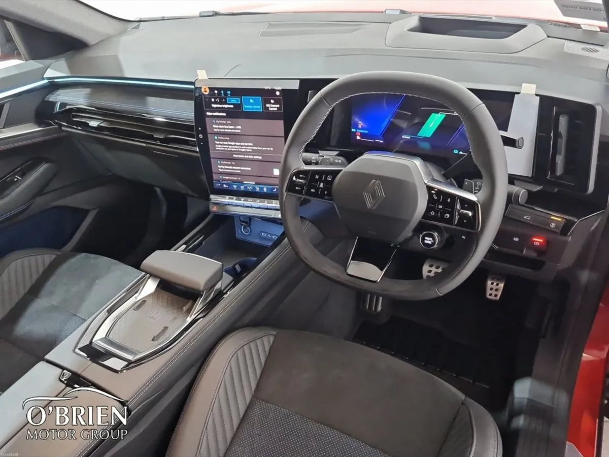 Renault Rafale E-TECH Hybrid 200 Auto esprit Alpin - Image 6