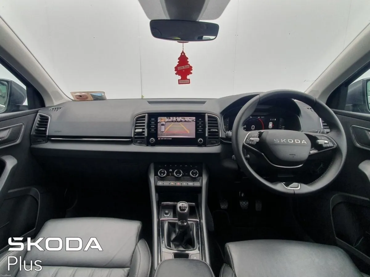Skoda Karoq SELECTION PLUS 2.0TDI 115HP - Image 2