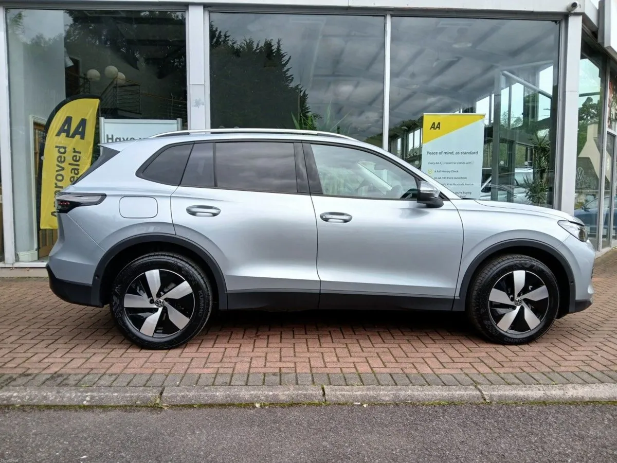 Volkswagen Tiguan EDITION 75 2.0TDI DSG 150HP, OYS - Image 3