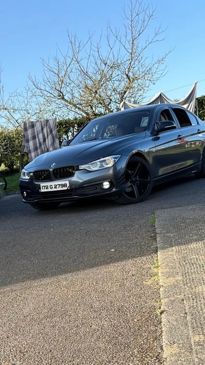 BMW 3-Series 2017 - Image 1