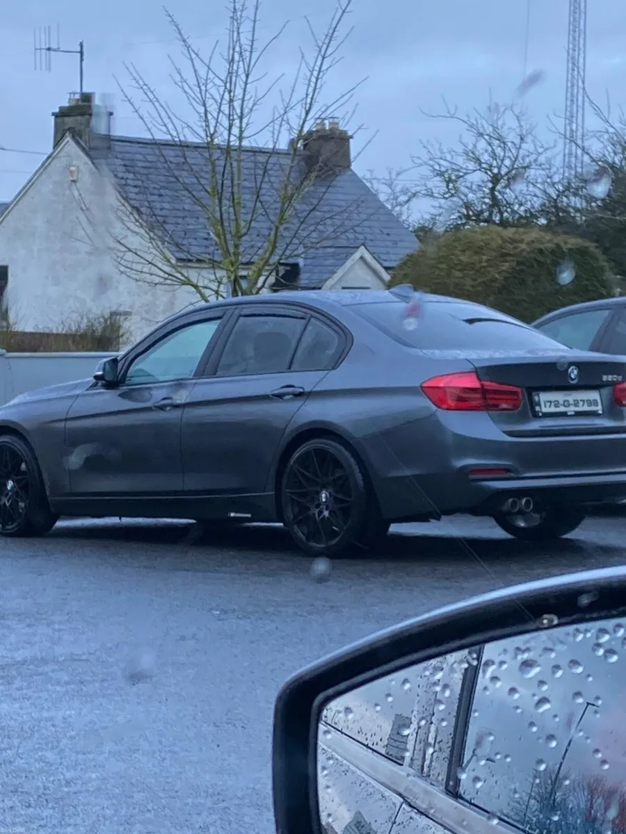 BMW 3-Series 2017 - Image 4
