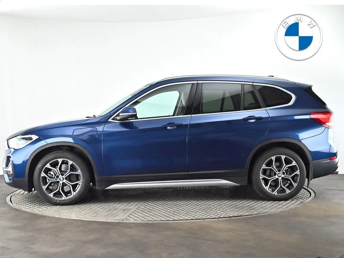 BMW X1 xDrive25e xLine - Image 3
