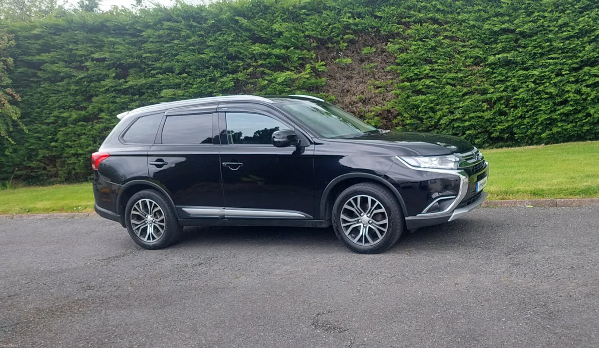 Mitsubishi Outlander 2017 - Image 2