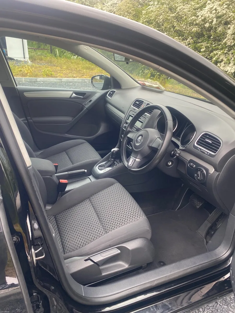VW Golf 2011 1.2L petrol automatic - Image 3